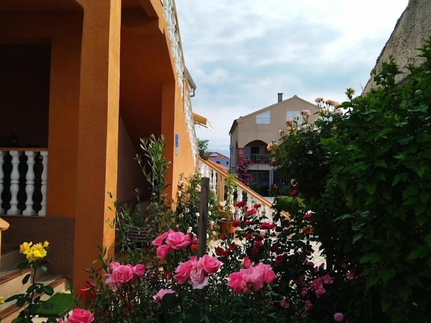 Apartment In Nin With Terrace, Air Conditioning, Wi-Fi المظهر الخارجي الصورة